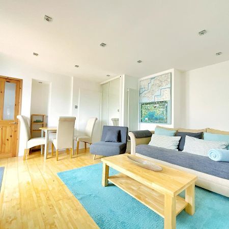 White Eden - Explore Cornwall From A Comfy Central Appartment Сент-Остел Экстерьер фото