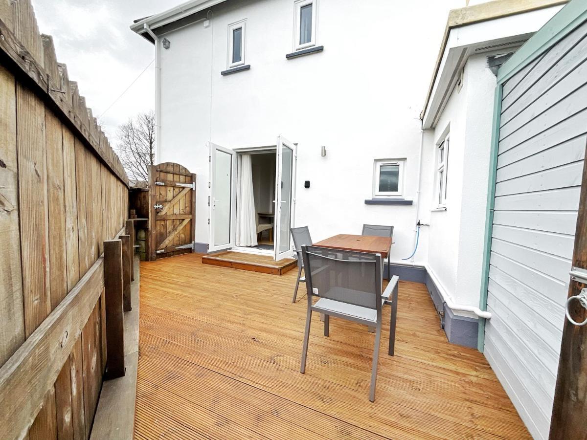 White Eden - Explore Cornwall From A Comfy Central Appartment Сент-Остел Экстерьер фото