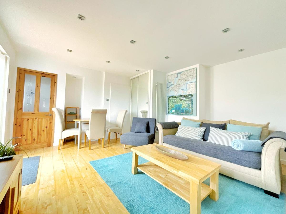 White Eden - Explore Cornwall From A Comfy Central Appartment Сент-Остел Экстерьер фото